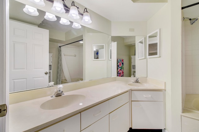 bathroom with vanity and shower / bath combo