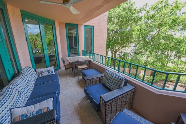 balcony with ceiling fan