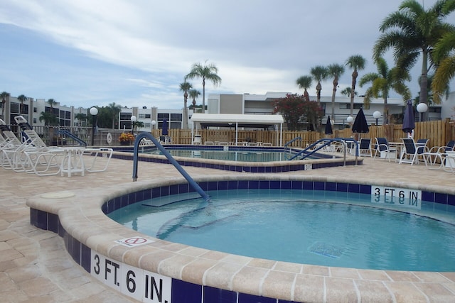 view of swimming pool