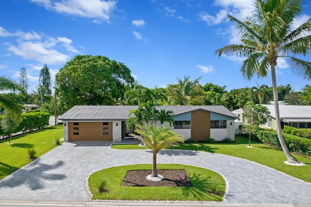 view of front of house with a front yard