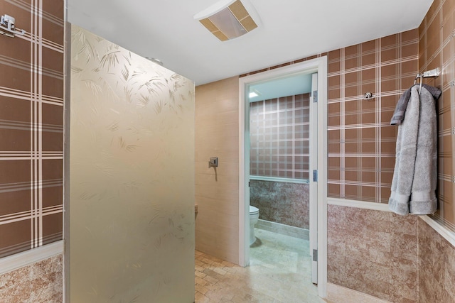 100 Lakeshore Dr Unit 457, North Palm Beach, FL 33408 - bathroom featuring toilet