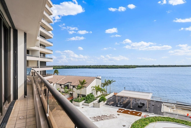 100 Lakeshore Dr Unit 457, North Palm Beach, FL 33408 - water view