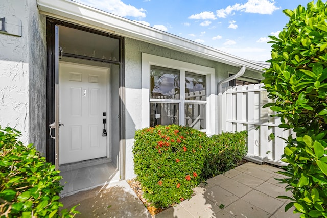 view of entrance to property