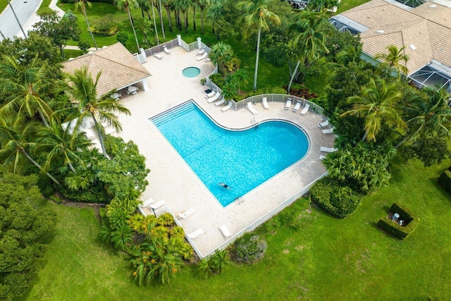 view of swimming pool featuring a patio