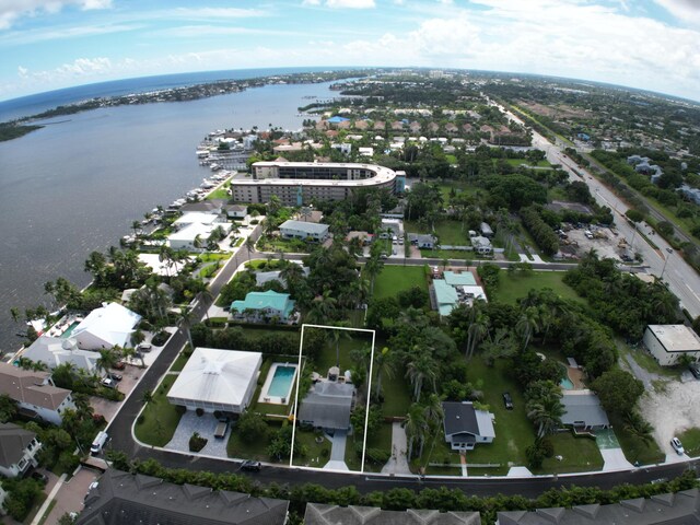 bird's eye view with a water view