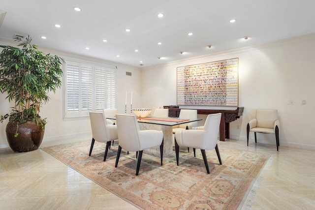 dining room with recessed lighting, visible vents, crown molding, and baseboards