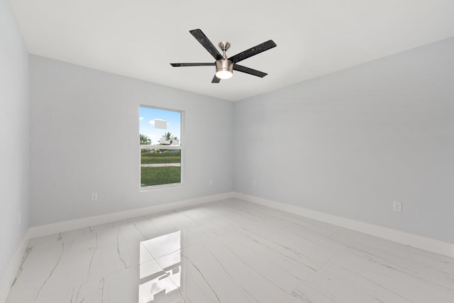 empty room with ceiling fan