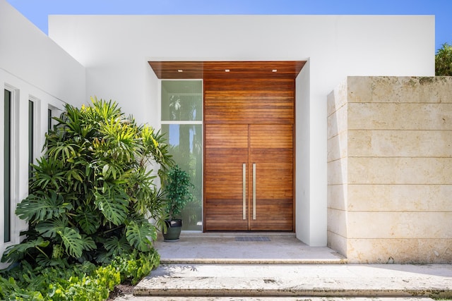 view of doorway to property