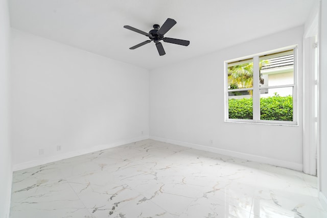 empty room with ceiling fan