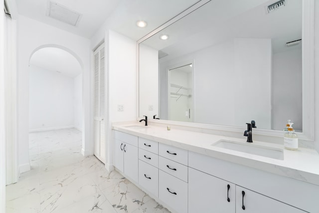 bathroom with vanity