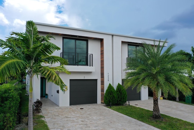 view of front of home featuring a garage