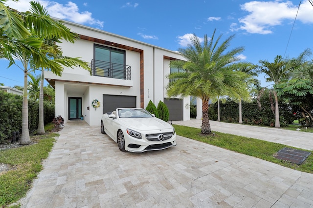 view of front of home featuring a garage