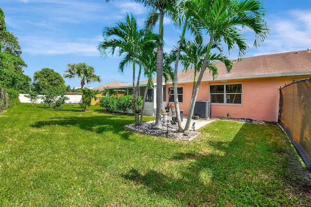 view of yard with a patio