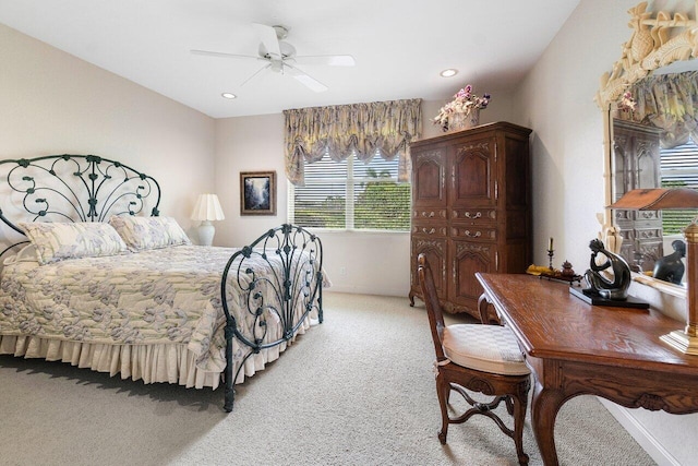 bedroom featuring carpet and ceiling fan