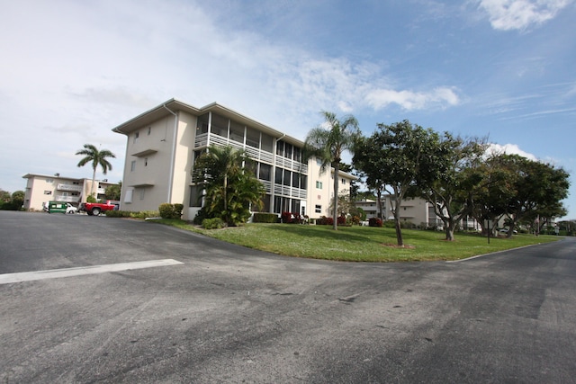 view of building exterior