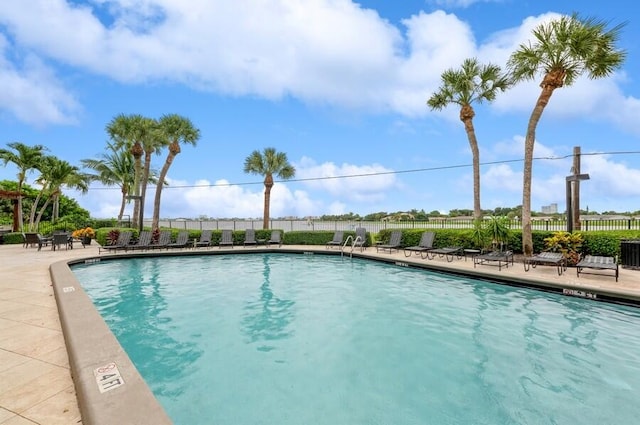 view of swimming pool