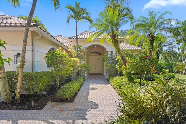 view of property entrance