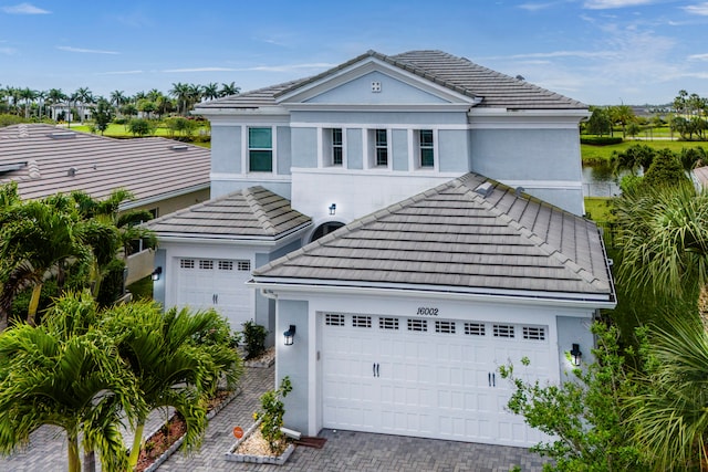 view of front of house featuring a garage