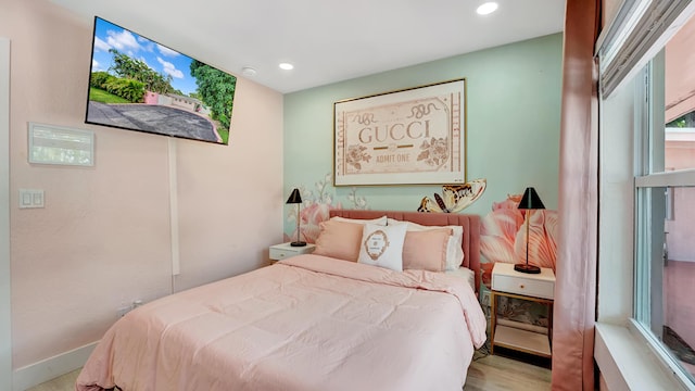 2600 NE 30th St, Fort Lauderdale, FL 33306 - bedroom featuring recessed lighting, baseboards, and wood finished floors