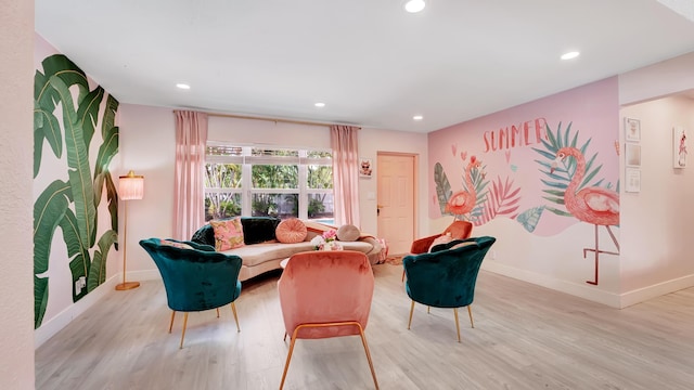 2600 NE 30th St, Fort Lauderdale, FL 33306 - living area featuring recessed lighting, baseboards, and wood finished floors