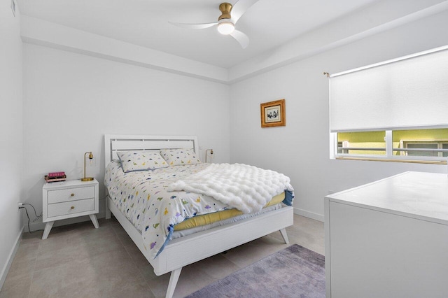 bedroom featuring ceiling fan