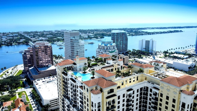 701 S Olive Ave Unit 202, West Palm Beach, FL 33401 - view of urban area featuring a nearby body of water and a pool area