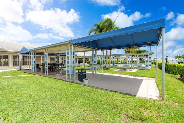 2078 SW 13th Ter, Boynton Beach, FL 33426 - view of property's community featuring a lawn and a gazebo