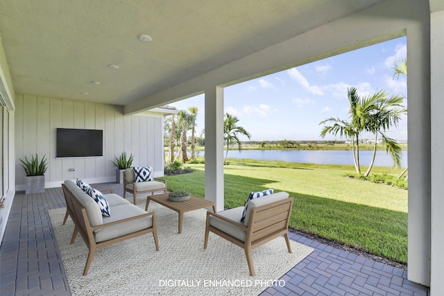 view of patio featuring an outdoor hangout area