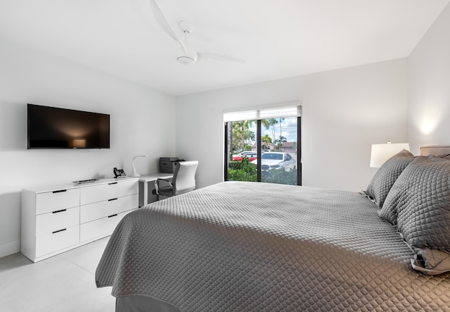 bedroom featuring ceiling fan