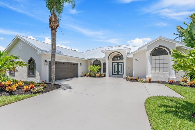 view of front facade featuring a garage