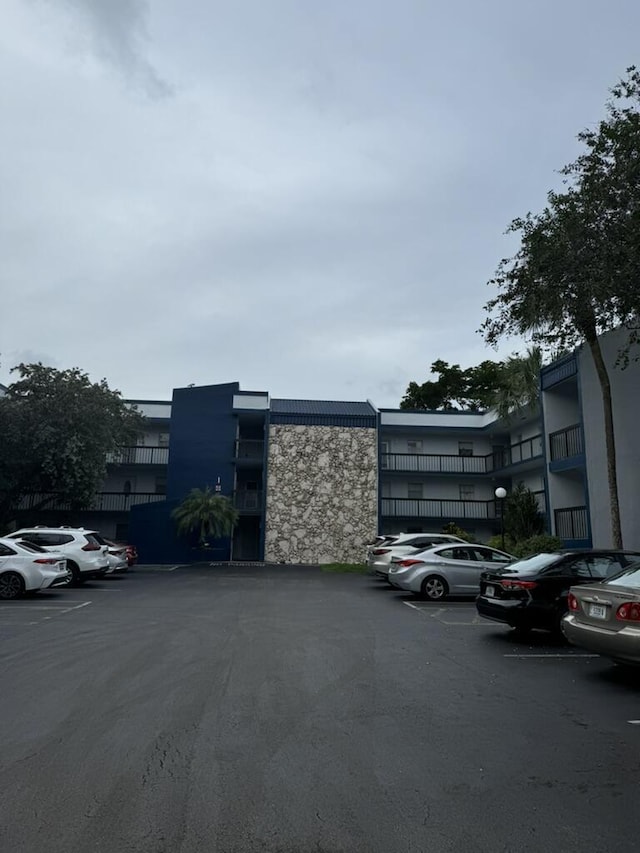 3220 Holiday Springs Blvd Unit 1-306, Margate, FL 33063 - view of uncovered parking lot