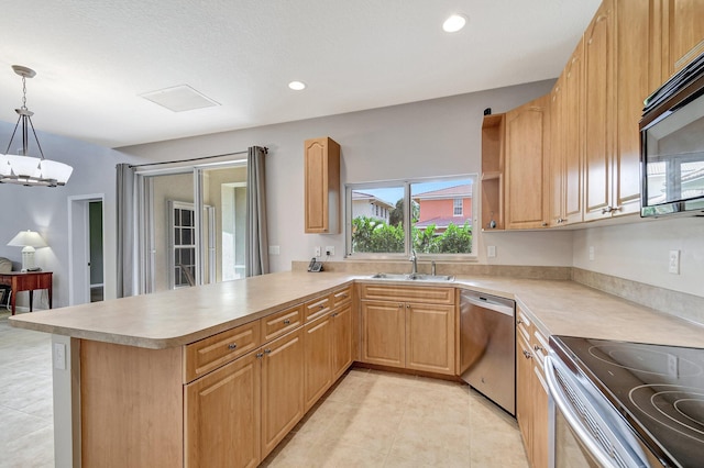 kitchen featuring light tile patterned floors, stainless steel appliances, decorative light fixtures, kitchen peninsula, and sink