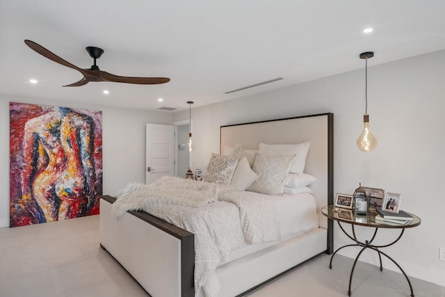 bedroom featuring ceiling fan