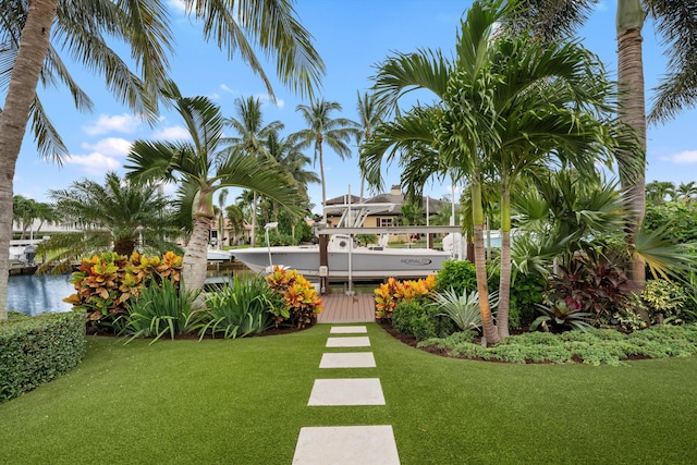 view of yard with a water view