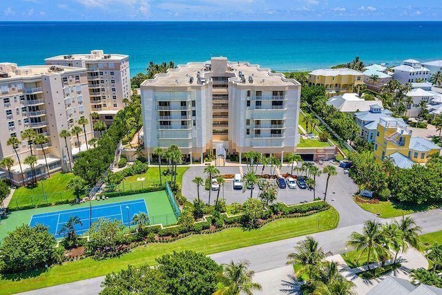 bird's eye view with a water view