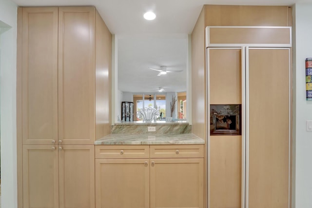 bar featuring recessed lighting
