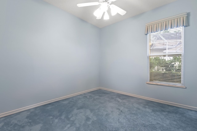 unfurnished room featuring carpet flooring and ceiling fan