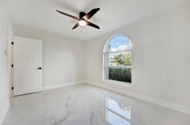 empty room with ceiling fan