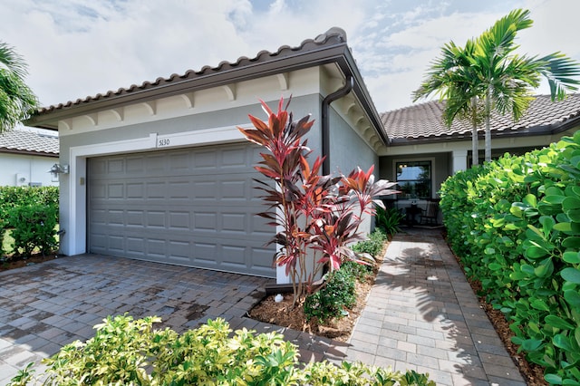 view of front of house with a garage