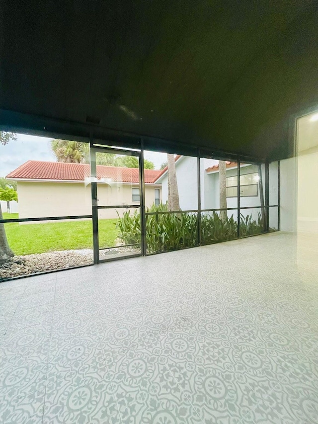 view of unfurnished sunroom