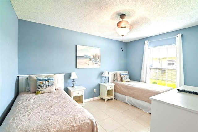 tiled living room with lofted ceiling, ceiling fan, and a textured ceiling