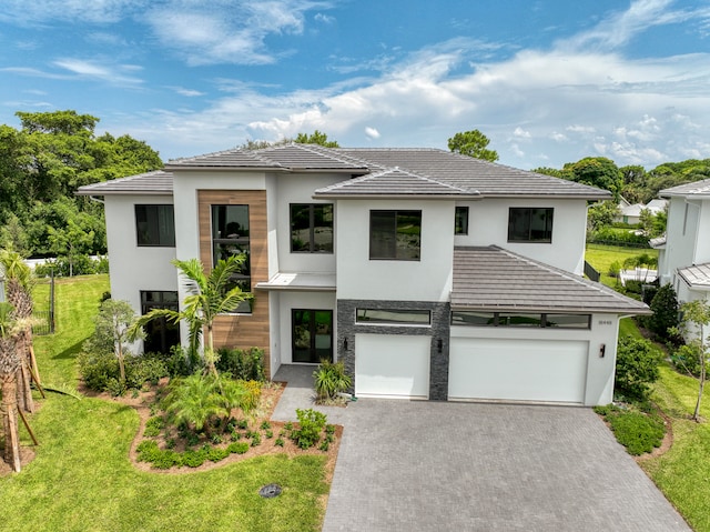 view of front of house with a garage