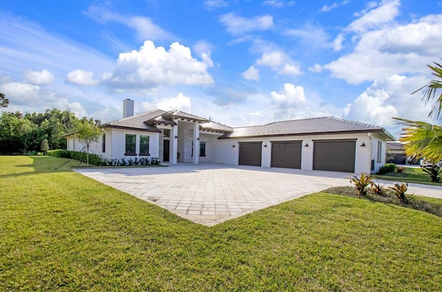 view of front of house with a pergola and a front lawn