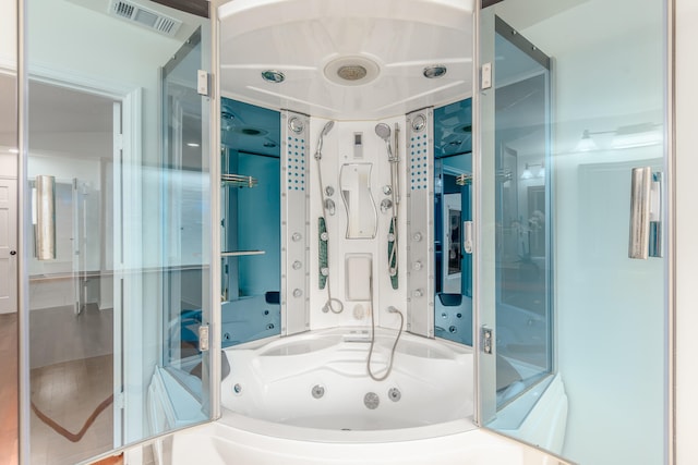 bathroom featuring shower / tub combination