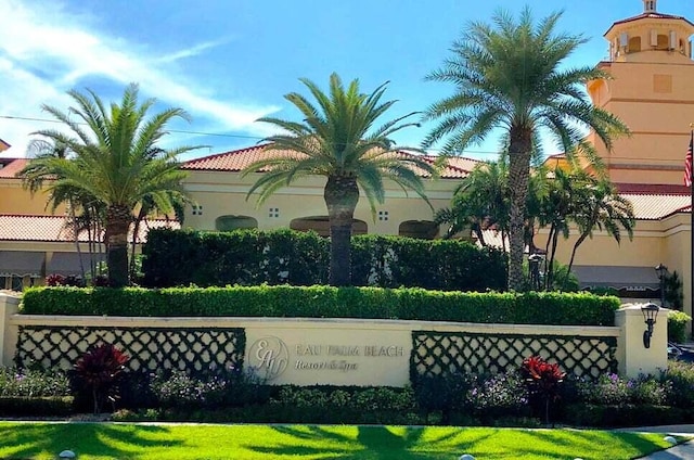 view of community / neighborhood sign