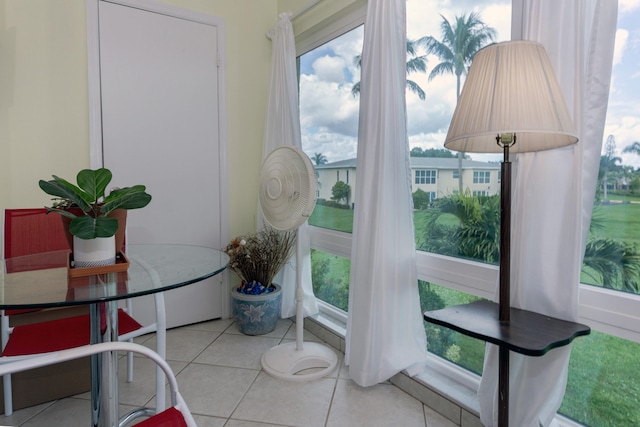 view of sunroom / solarium