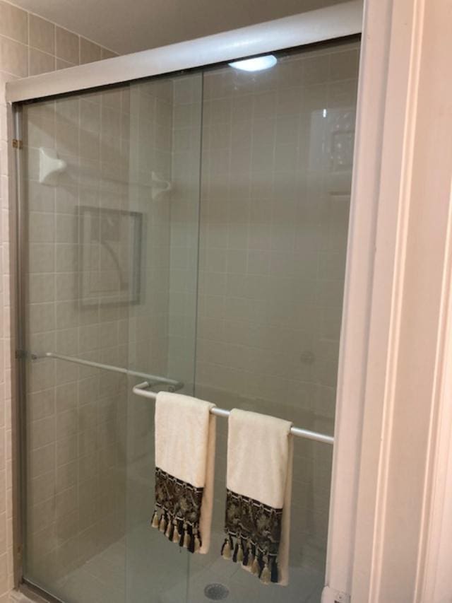 bathroom featuring walk in shower