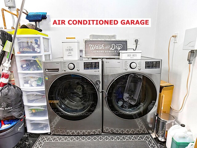 222 SW Starfish Ave, Port Saint Lucie, FL 34984 - laundry room featuring separate washer and dryer