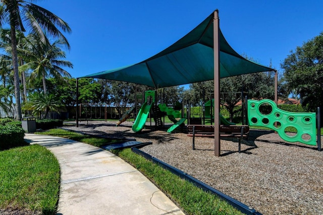 16106 Rosecroft Ter, Delray Beach, FL 33446 - view of community play area