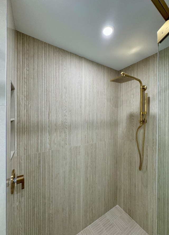 bathroom with walk in shower